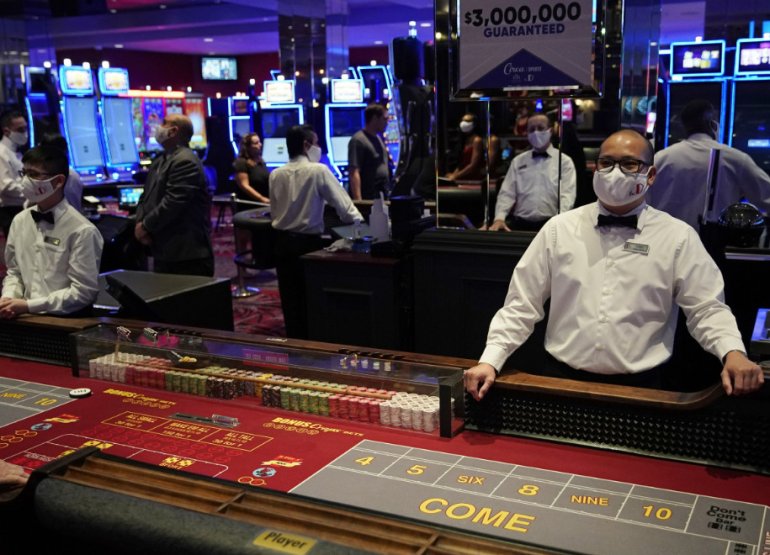 Las Vegas casinos COVID-19